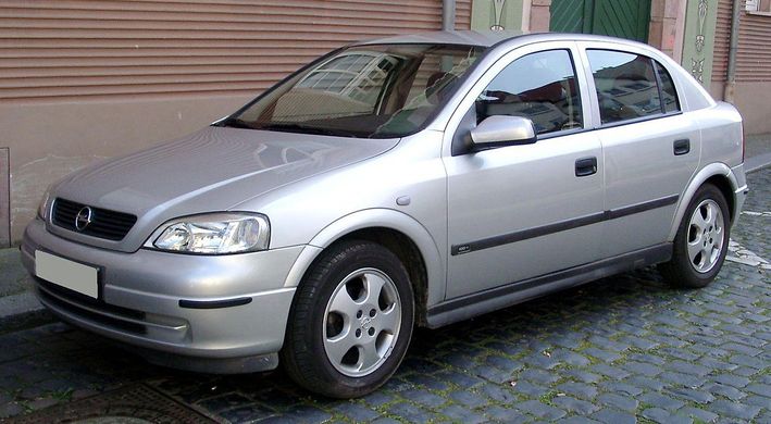 радіатор кондиціонера Opel Astra G 1998 року з двигунами 1.2 1.4 1.6 1.8 2.0