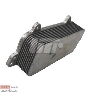 Теплообменник масляный (маслоохладитель) Volkswagen Transporter T5 (2003-2009) (2.5 TDI) / OEM 070117021D